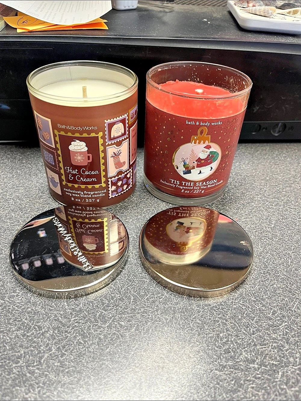 Bath & Body Works Hot Cocoa & Cream and 'Tis the Season Single Wick Candles